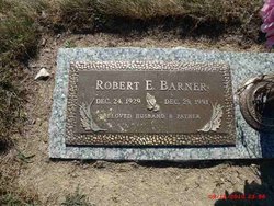 Robert Eugene "Whitey" BARNER