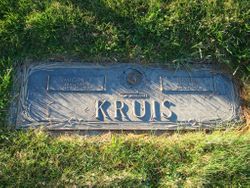 Vaughn Kay Kruis, Sr. 1930-2000