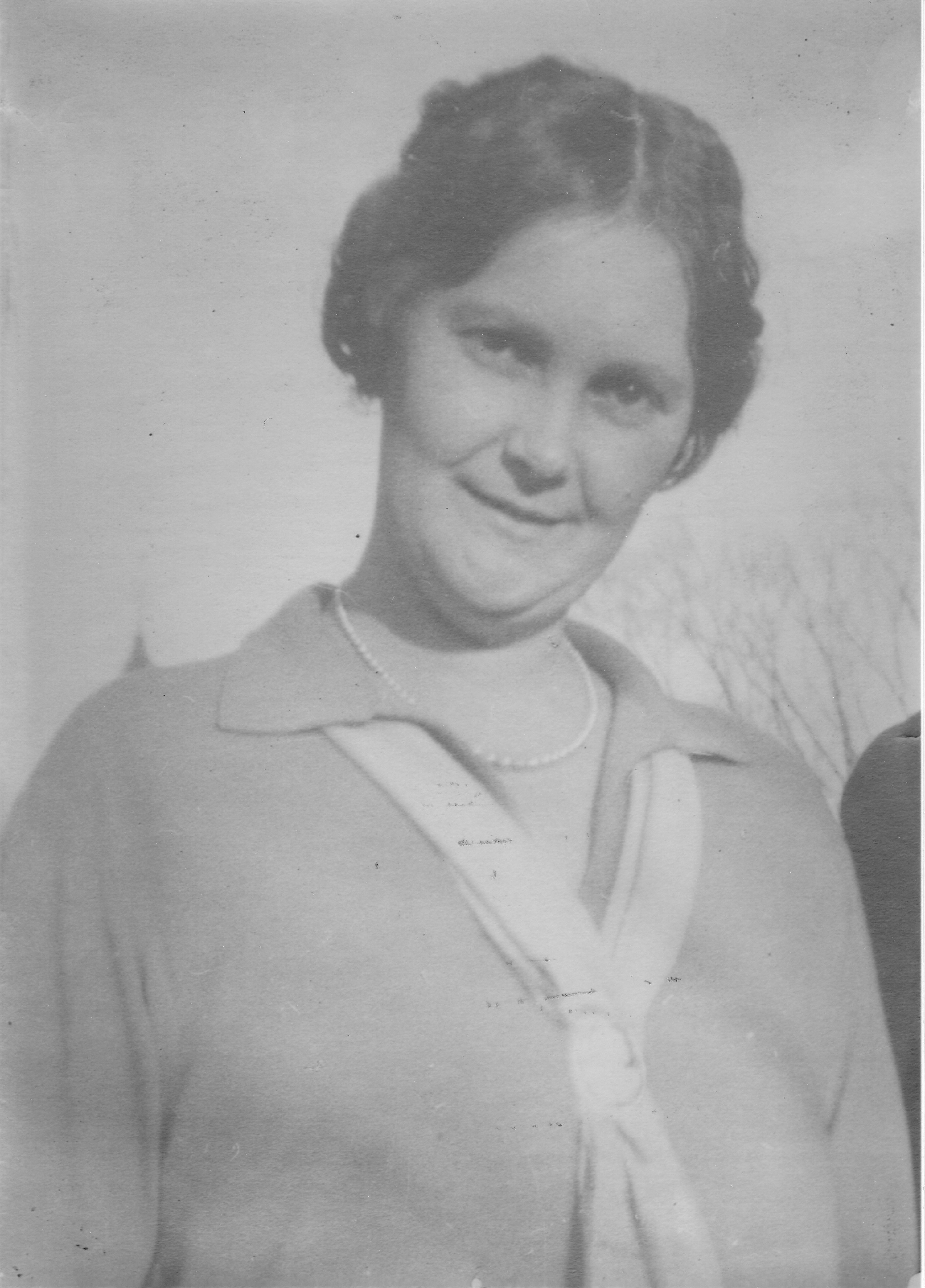 Mary Rosabel Snyder Wolfe, abt 1930